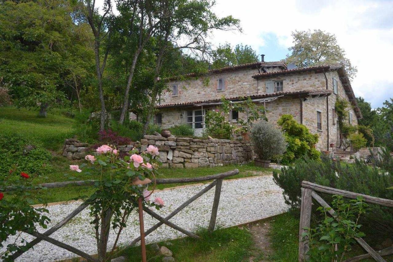 Villa Agriturismo Montesalce Gubbio Exterior foto