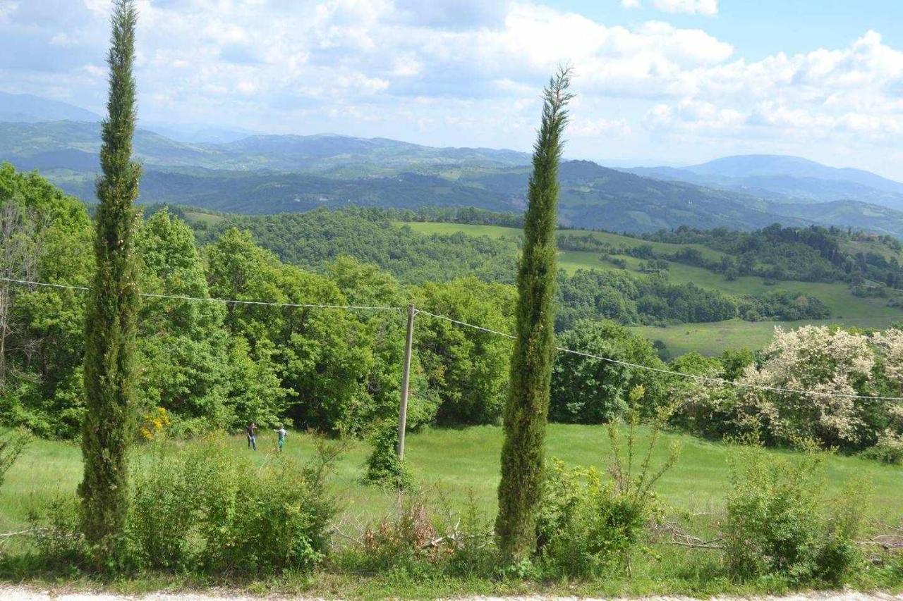 Villa Agriturismo Montesalce Gubbio Exterior foto